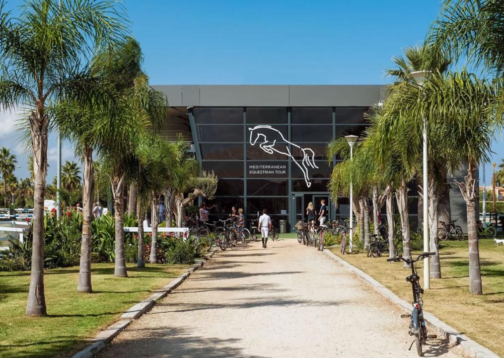 Centro Ecuestre Oliva Nova