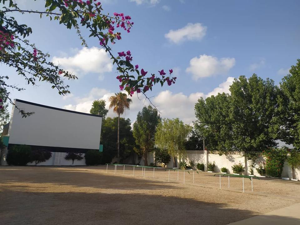 Cine Terraza Charly