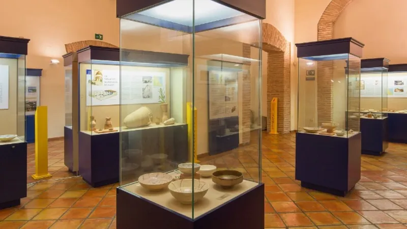 Una ruta teatralizada invita a descubrir los museos de Oliva de una forma diferente