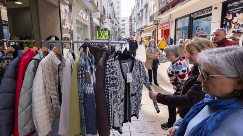 ‘Botigues al carrer’ regresa a Gandia con promociones especiales durante dos jornadas