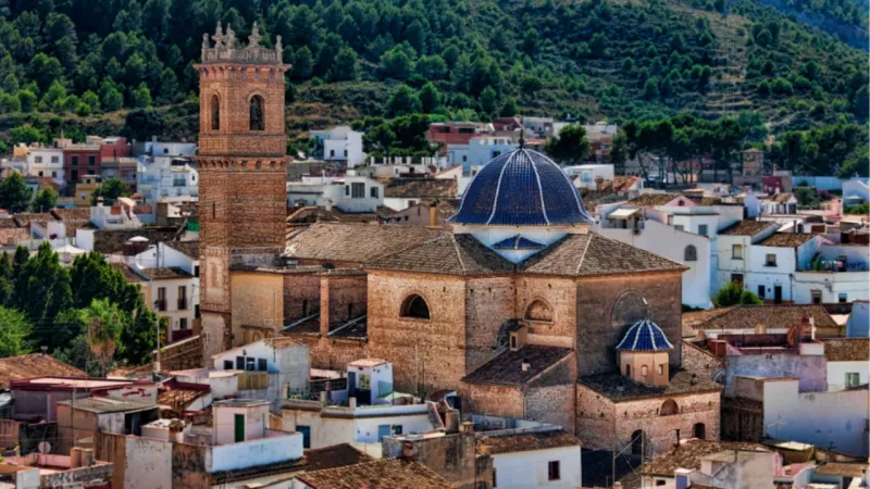 Oliva organiza una visita teatralizada para descubrir los secretos de su centro histórico
