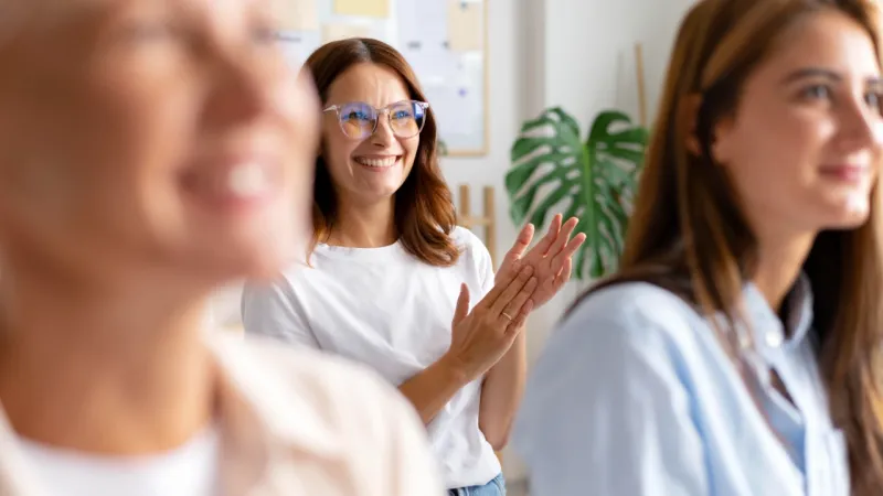 Llavors llega a Gandia para ayudar a las mujeres a reforzar su bienestar emocional y su autonomía