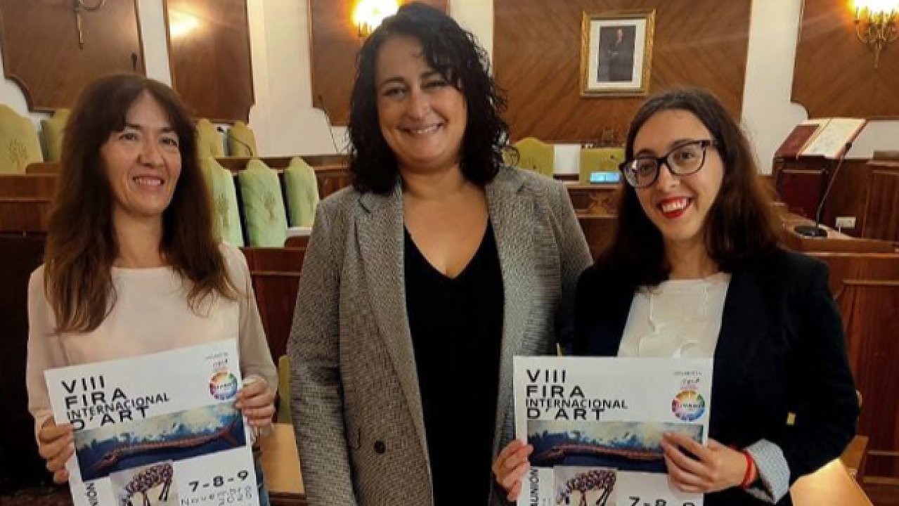 La Feria Internacional de Arte Olivarte celebra su 8ª edición en Oliva